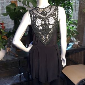 BOHO FESTIVAL Front-Tie Vest w/Lacy Cut-Out Back